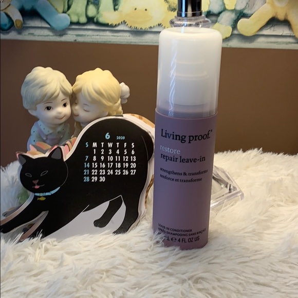 Living Proof Other - Living Proof Restore Leave in Conditioner